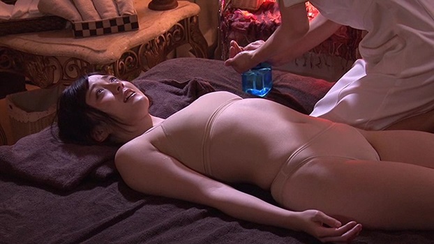 Liều thuốc kích dục làm em nó lên đỉnh khoái cảm