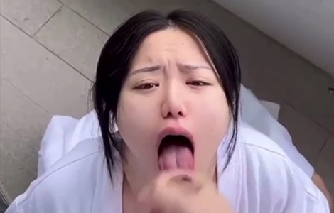 Thường thì mấy em xinh như thế này sẽ rất dâm